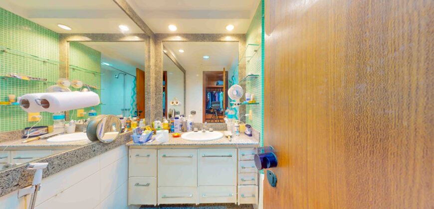 Apartamento no Leblon, com 151 m²