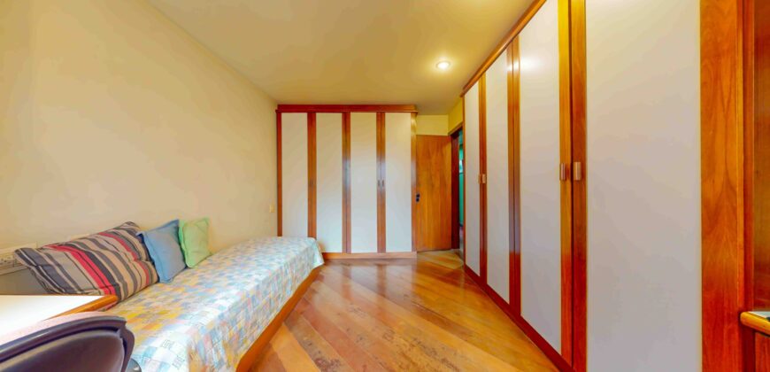 Apartamento no Leblon, com 151 m²