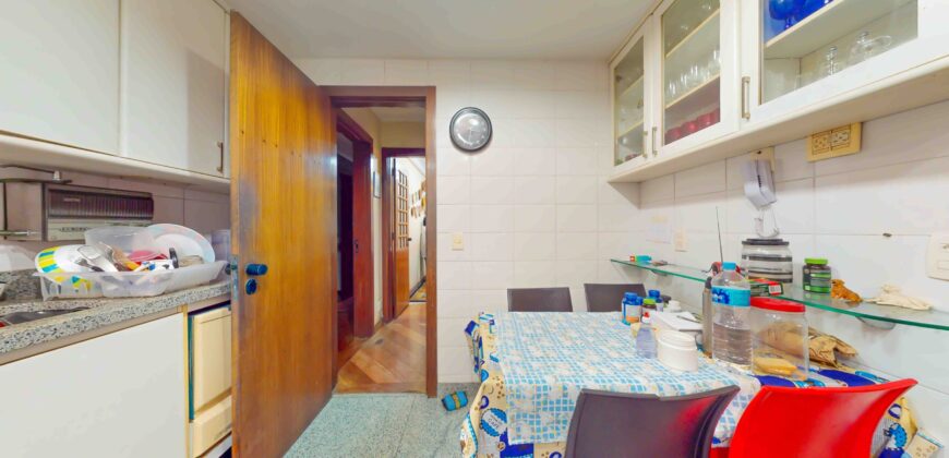 Apartamento no Leblon, com 151 m²