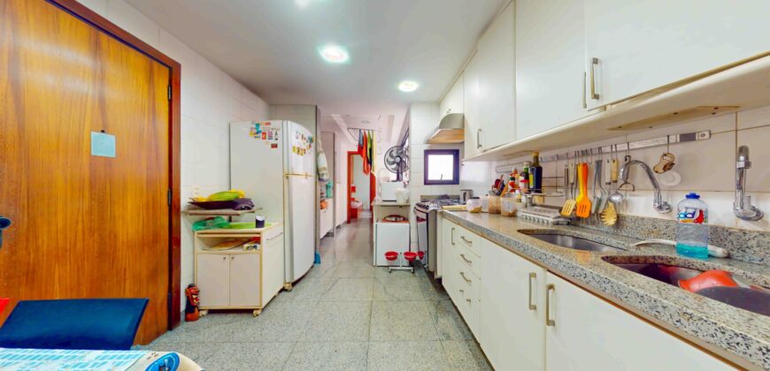 Apartamento no Leblon, com 151 m²