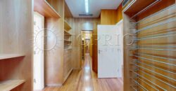 Apartamento de alto padrão à venda no Edifício Michelangelo, localizado em uma das regiões mais valorizadas do Rio de Janeiro.