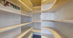 Apartamento de alto padrão à venda no Edifício Michelangelo, localizado em uma das regiões mais valorizadas do Rio de Janeiro.