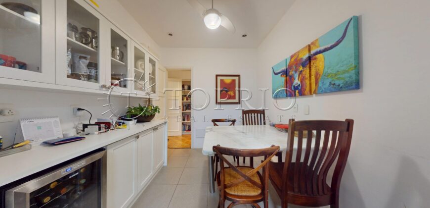 Excelente Apartamento na Av. Epitácio Pessoa