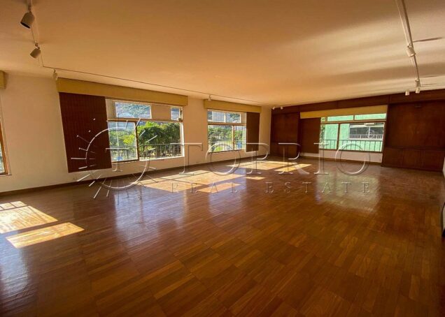 Apartamento de frente para a deslumbrante Lagoa Rodrigo de Freitas