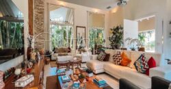 Excelente Casa no Condomínio Portobello