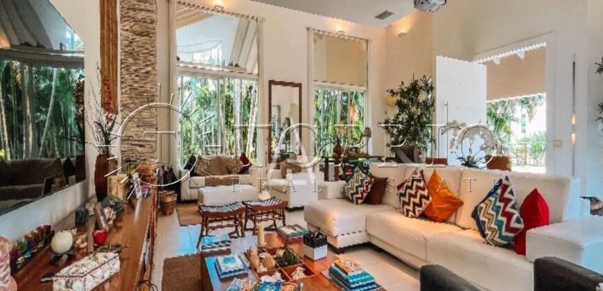 Excelente Casa no Condomínio Portobello