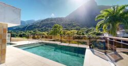 Cobertura Duplex na Quadra da Praia do Leblon – 498m²