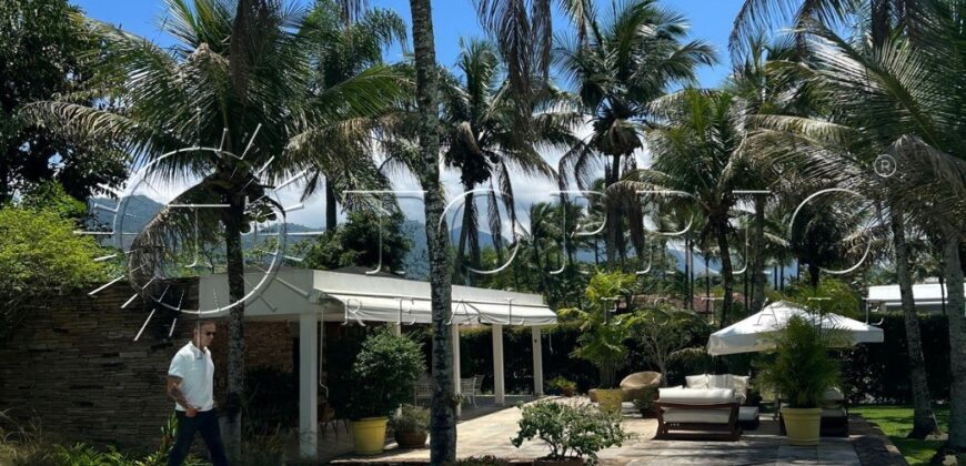 Excelente Casa no Condomínio Portobello