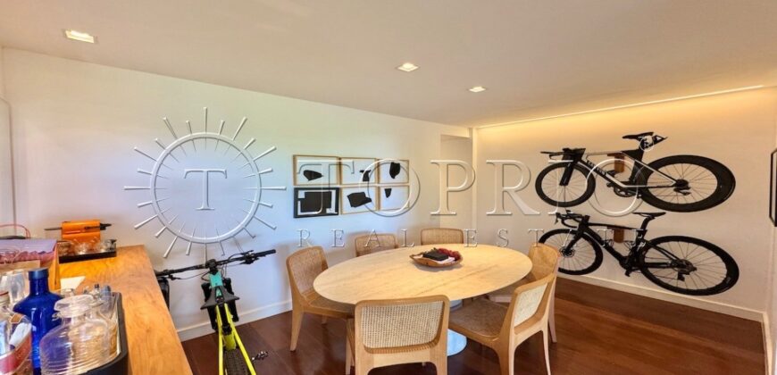 Luxo na Quadra da Praia do Leblon Vista Mar e Dois Irmãos Viva no melhor do Leblon!