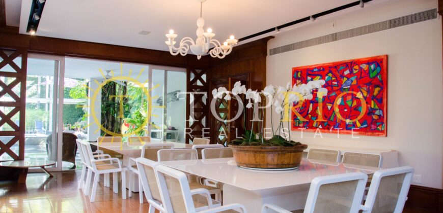 Magnífica Casa com 1.360 m² de Área Construída
