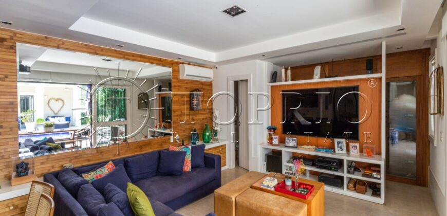 Excelente Casa em Condomínio no Leblon