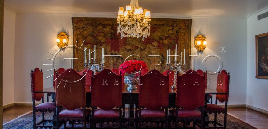 Imóvel Exclusivo no Arpoador – Rua Privativa com Acesso Restrito à Praia