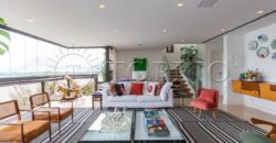 Excelente Cobertura duplex na Av. Borges de Medeiros.