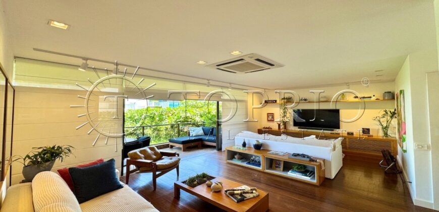 Luxo na Quadra da Praia do Leblon Vista Mar e Dois Irmãos Viva no melhor do Leblon!