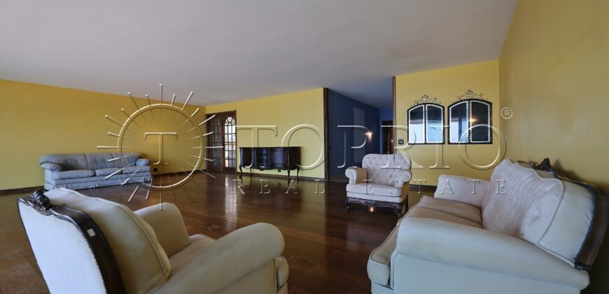 Excelente apartamento na icônica Av. Vieira Souto!