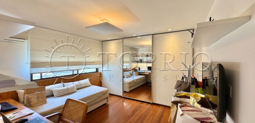 Luxo na Quadra da Praia do Leblon Vista Mar e Dois Irmãos Viva no melhor do Leblon!