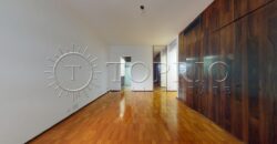 Cobertura duplex à venda no Leblon, na quadra da praia, com 259 m²