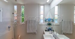 Excelente Casa em Condomínio no Leblon