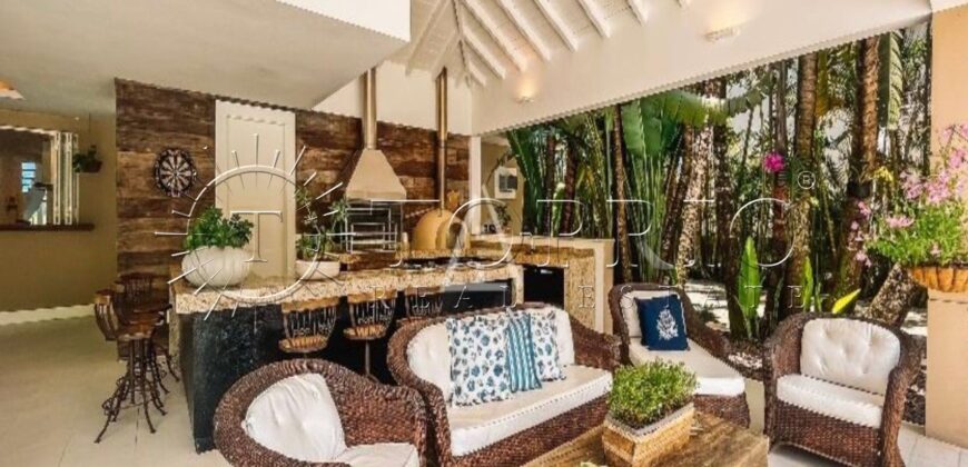 Excelente Casa no Condomínio Portobello