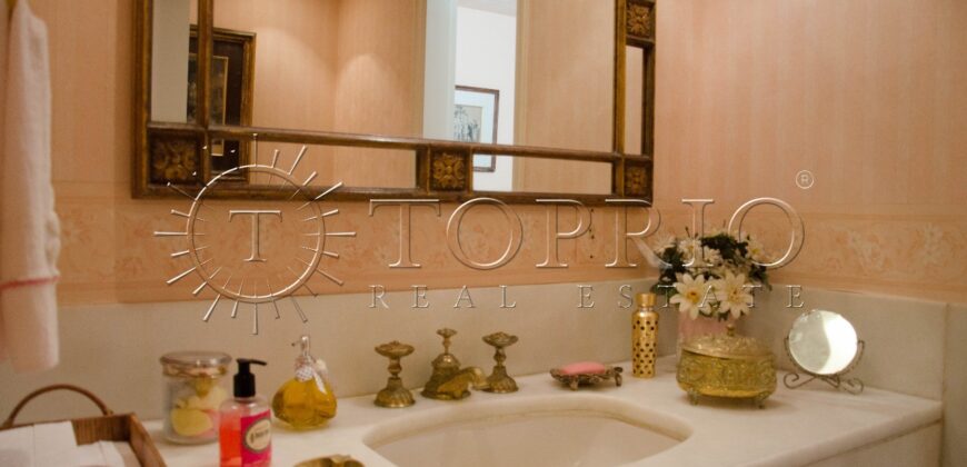 Imóvel Exclusivo no Arpoador – Rua Privativa com Acesso Restrito à Praia