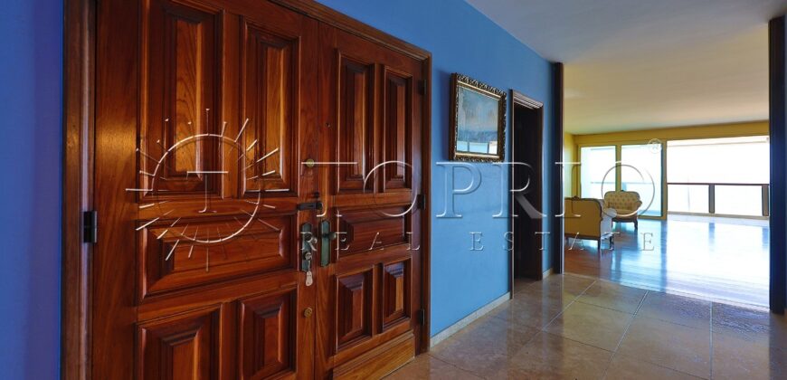 Excelente apartamento na icônica Av. Vieira Souto!