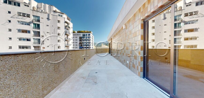 Cobertura Duplex na Quadra da Praia do Leblon – 498m²