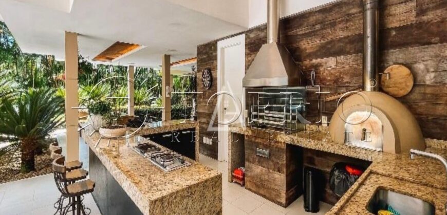 Excelente Casa no Condomínio Portobello