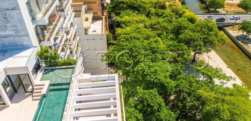 Cobertura Triplex Exclusiva na Av. Borges de Medeiros | 746 m² | Vista Cinematográfica