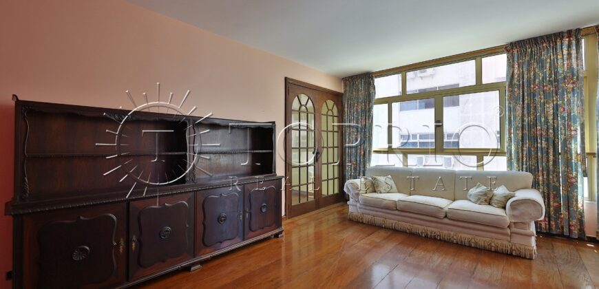 Excelente apartamento na icônica Av. Vieira Souto!