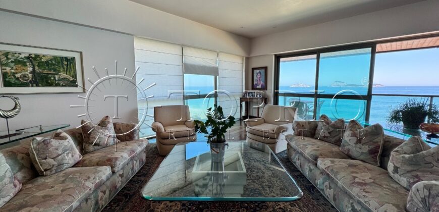 Apartamento em andar alto de 373 m² na Avenida Vieira Souto