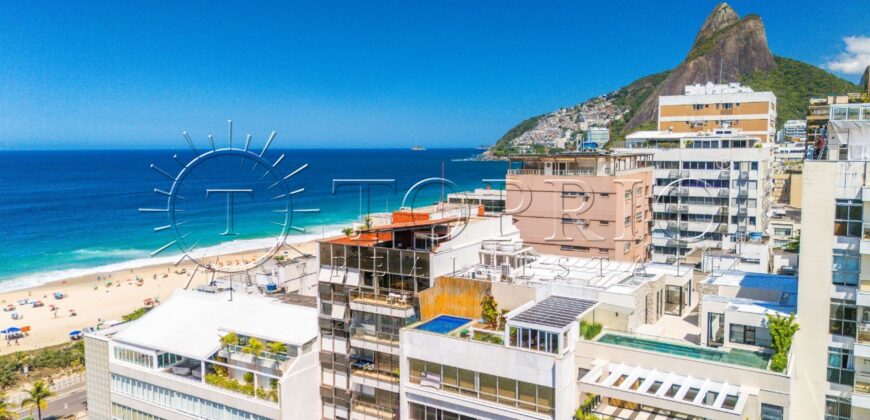 Cobertura Triplex Exclusiva na Av. Borges de Medeiros | 746 m² | Vista Cinematográfica