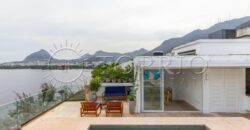 Excelente Cobertura duplex na Av. Borges de Medeiros.