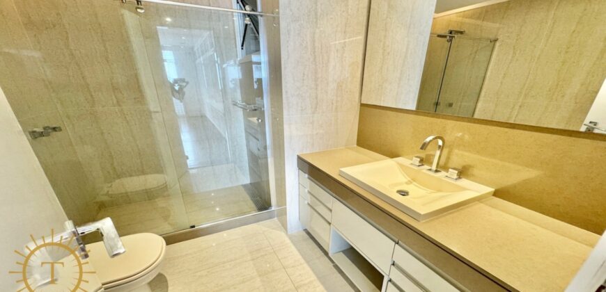 Exclusivo Apartamento na Quadra da Praia do Leblon na Rua Carlos Góis