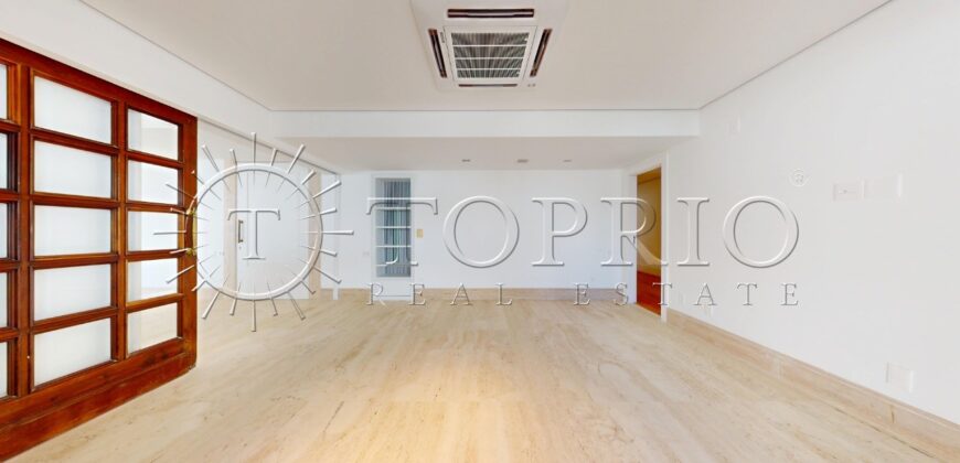 Cobertura Duplex na Quadra da Praia do Leblon – 498m²