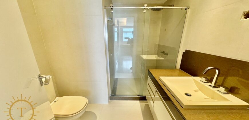 Exclusivo Apartamento na Quadra da Praia do Leblon na Rua Carlos Góis