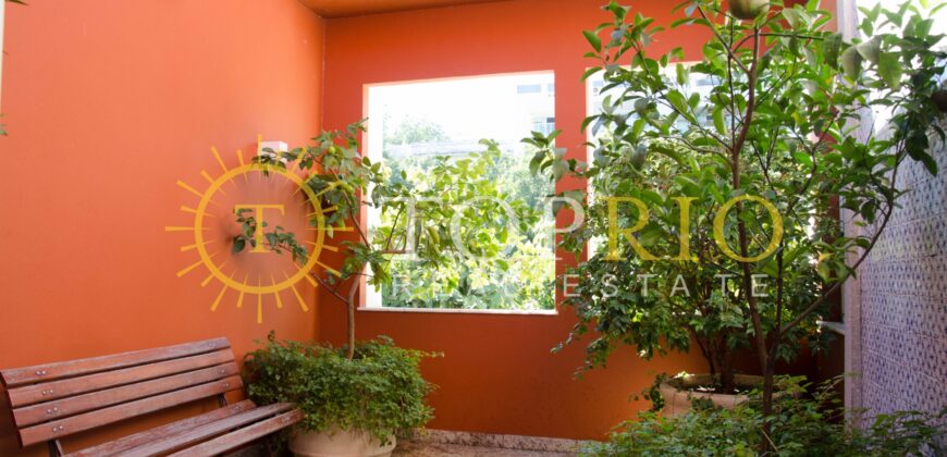 Magnífica Casa com 1.360 m² de Área Construída