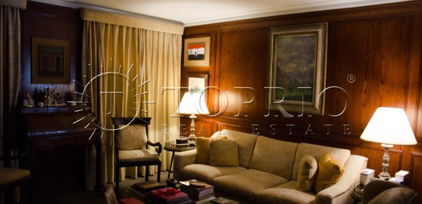 Imóvel Exclusivo no Arpoador – Rua Privativa com Acesso Restrito à Praia