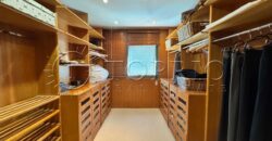 Apartamento em andar alto de 373 m² na Avenida Vieira Souto