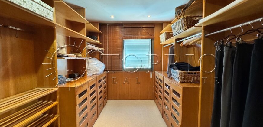 Apartamento em andar alto de 373 m² na Avenida Vieira Souto