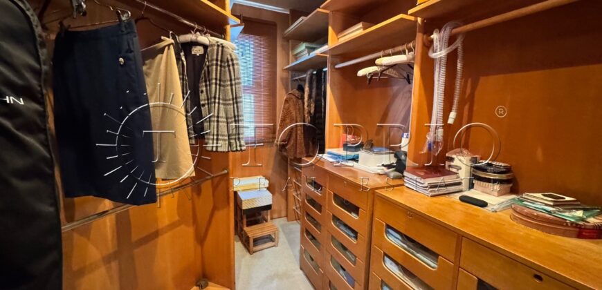 Apartamento em andar alto de 373 m² na Avenida Vieira Souto