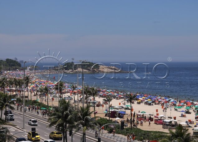 Excelente apartamento na icônica Av. Vieira Souto!