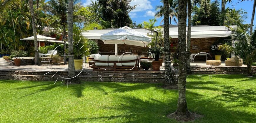 Excelente Casa no Condomínio Portobello