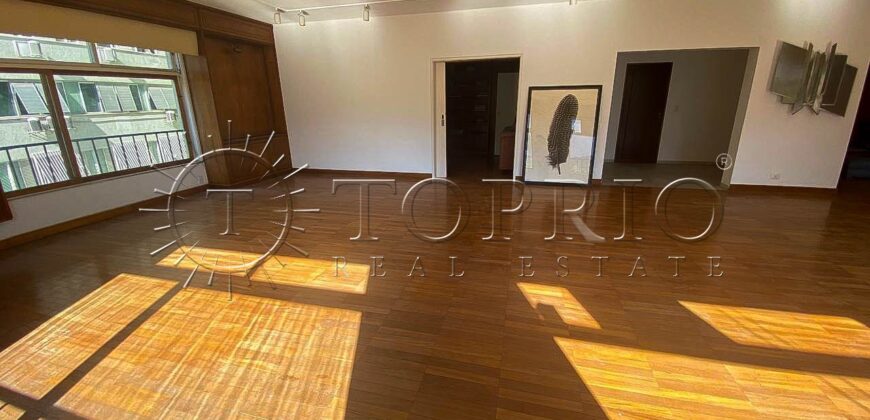 Apartamento de frente para a deslumbrante Lagoa Rodrigo de Freitas