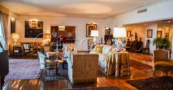 Imóvel Exclusivo no Arpoador – Rua Privativa com Acesso Restrito à Praia