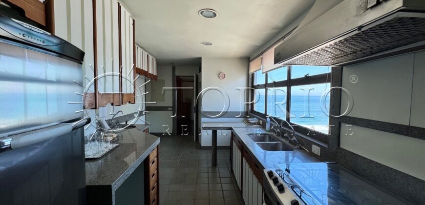 Apartamento em andar alto de 373 m² na Avenida Vieira Souto