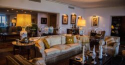 Imóvel Exclusivo no Arpoador – Rua Privativa com Acesso Restrito à Praia