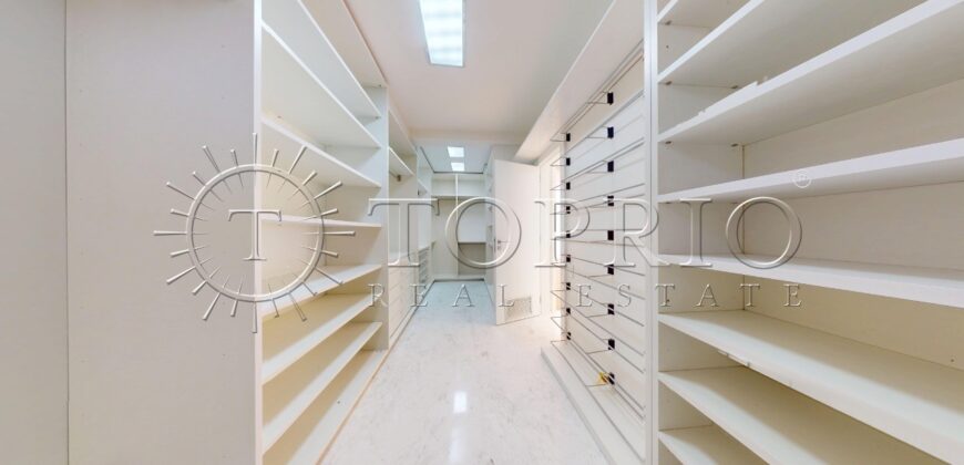 Cobertura Duplex na Quadra da Praia do Leblon – 498m²