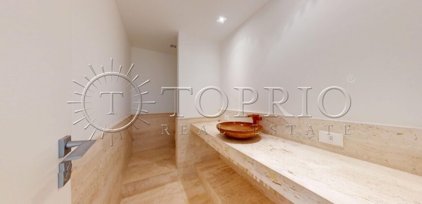 Cobertura Duplex na Quadra da Praia do Leblon – 498m²