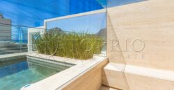 Cobertura Triplex Exclusiva na Av. Borges de Medeiros | 746 m² | Vista Cinematográfica