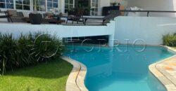 Excelente Casa em Mombaça – Angra dos Reis – Frente para o Mar